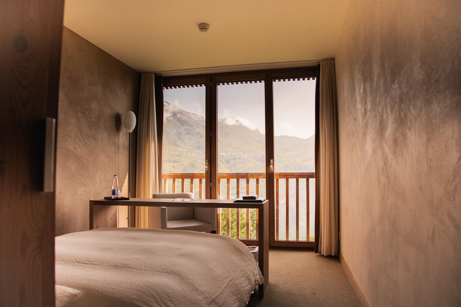 Rooms facing the lake - Seminarhotel Schweiz - Ferien, Seminare, Hotel und Hochzeiten in Filzbach, Glarus, Schweiz im Glarnerland