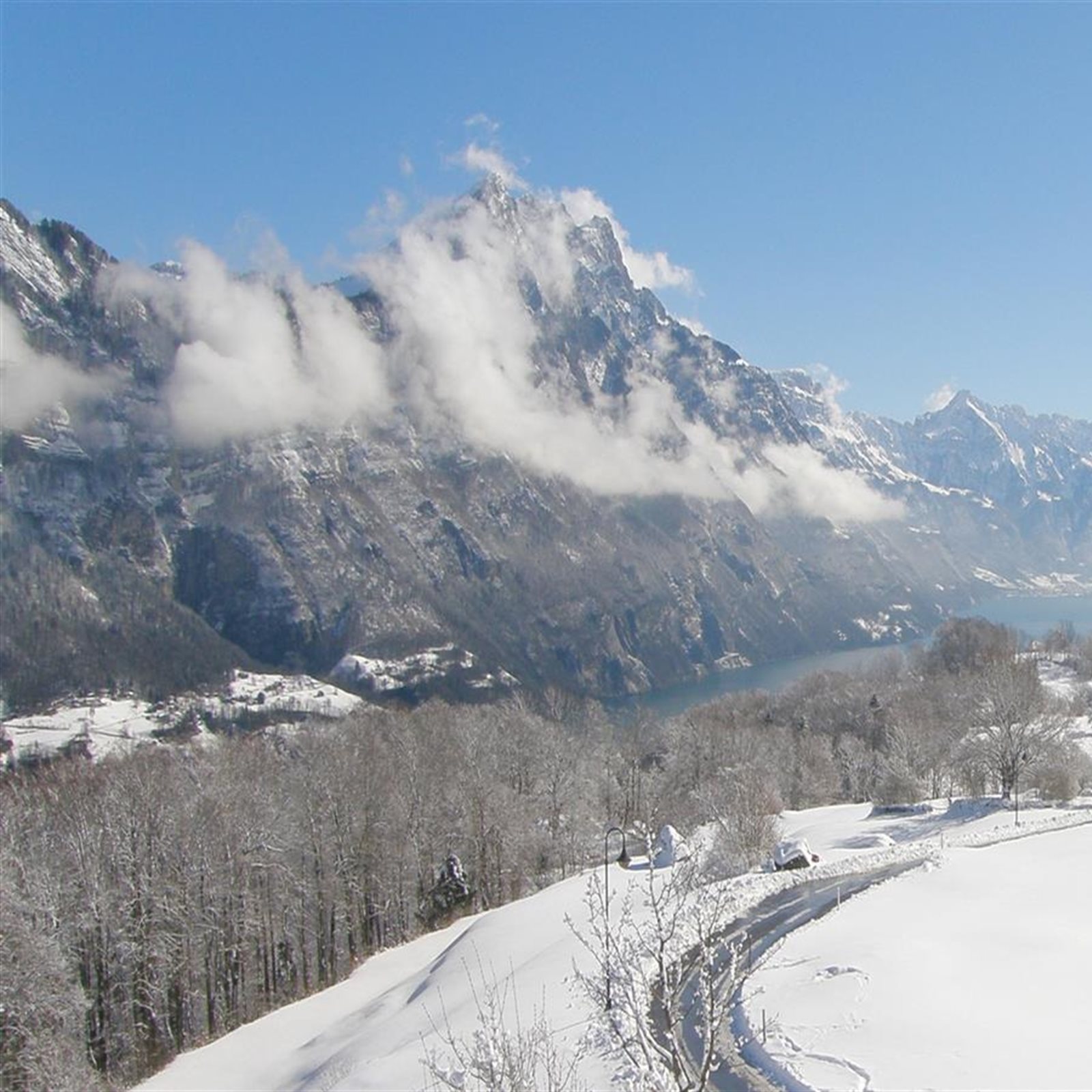 Eine Woche Homeoffice mit Aussicht - Seminarhotel Schweiz - Ferien, Seminare, Hotel und Hochzeiten in Filzbach, Glarus, Schweiz im Glarnerland