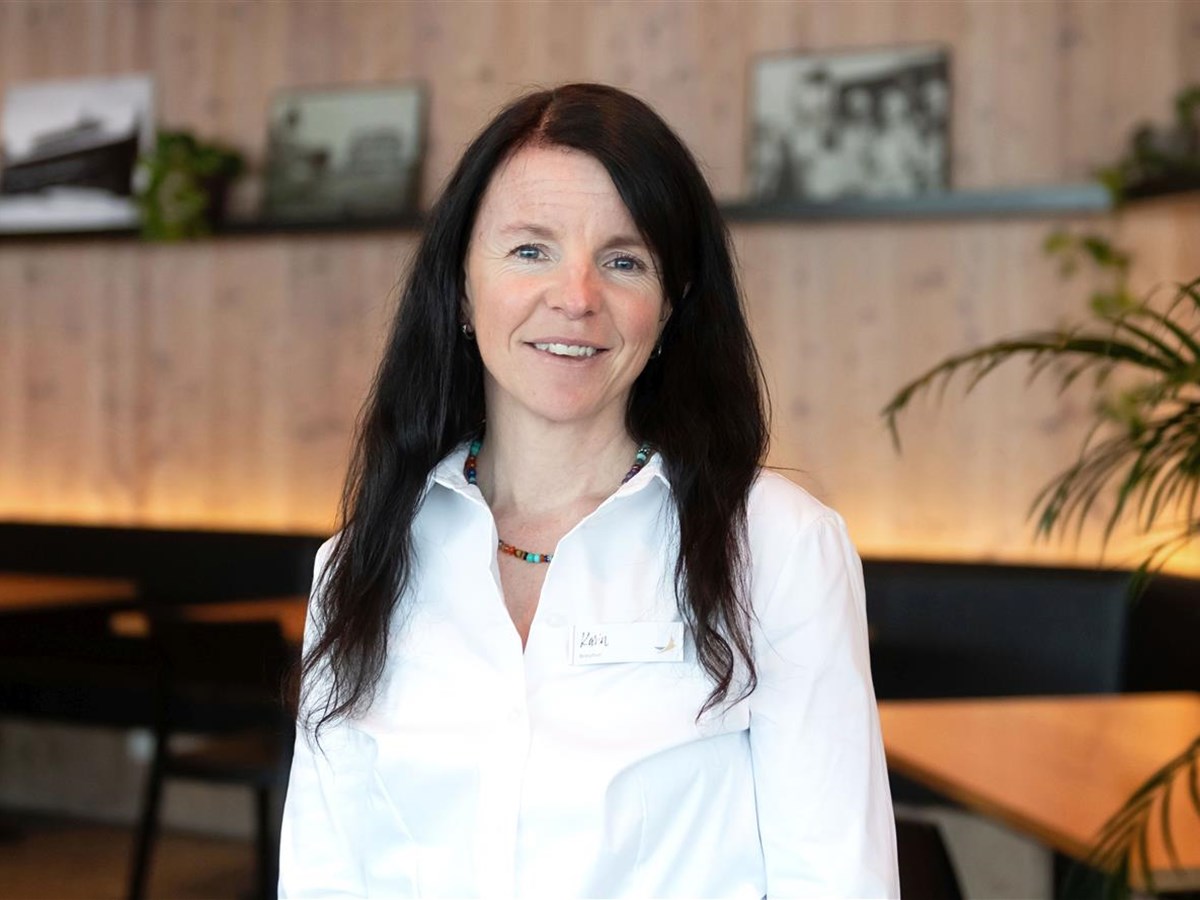 Karin - Seminarhotel Lihn: Ferien, Seminare und Bankette im Glarnerland, Glarus über dem Walensee