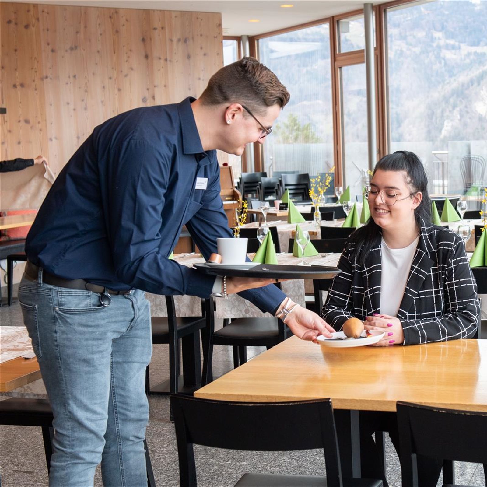 Integration - Seminarhotel Schweiz - Ferien, Seminare, Hotel und Hochzeiten in Filzbach, Glarus, Schweiz im Glarnerland