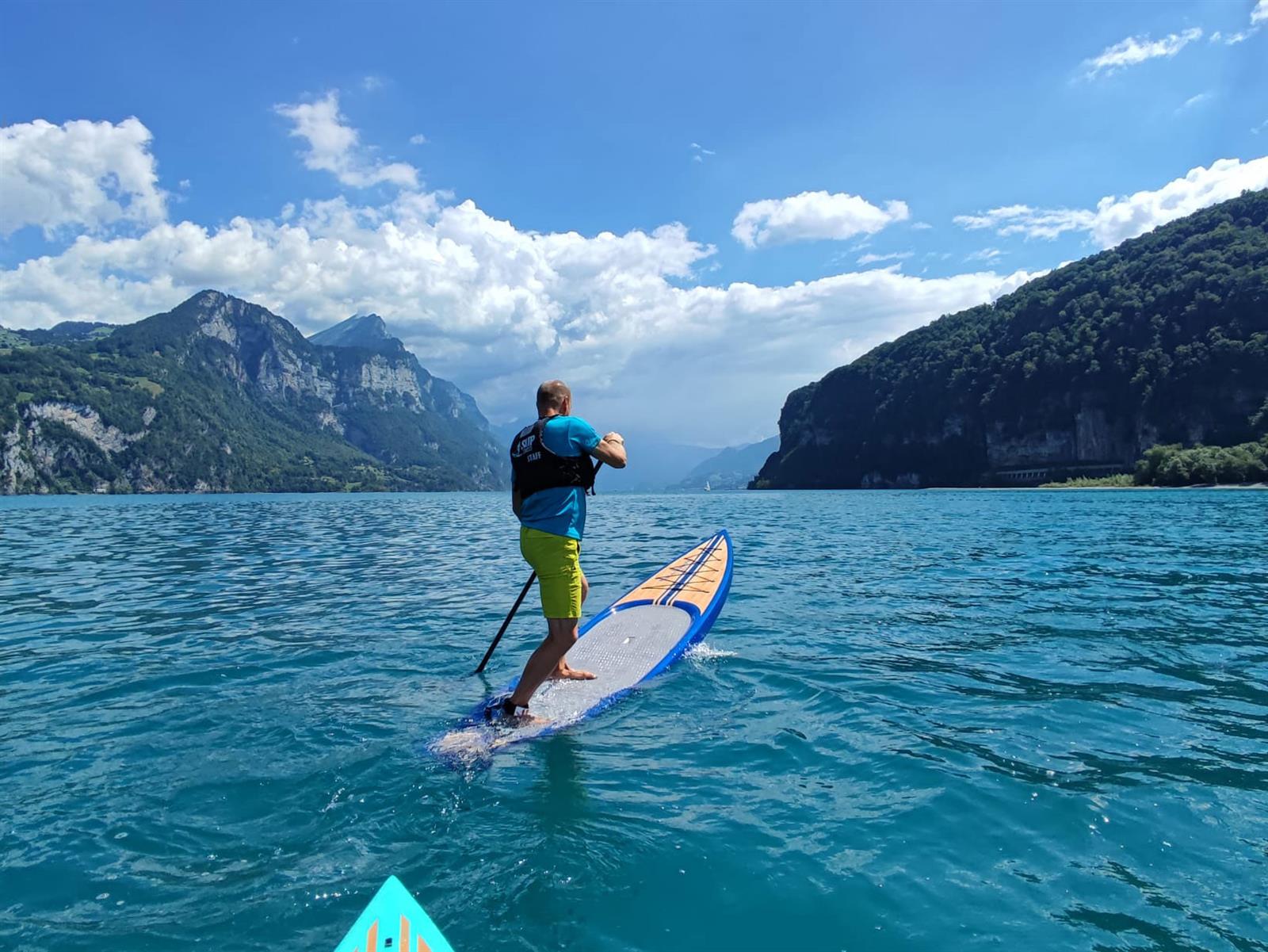 Teambuilding auf dem See - Seminarhotel Schweiz - Ferien, Seminare, Hotel und Hochzeiten in Filzbach, Glarus, Schweiz im Glarnerland